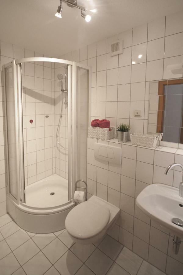 Ferienwohnung Mimi Souterrainwohnung 卡斯特劳恩 外观 照片